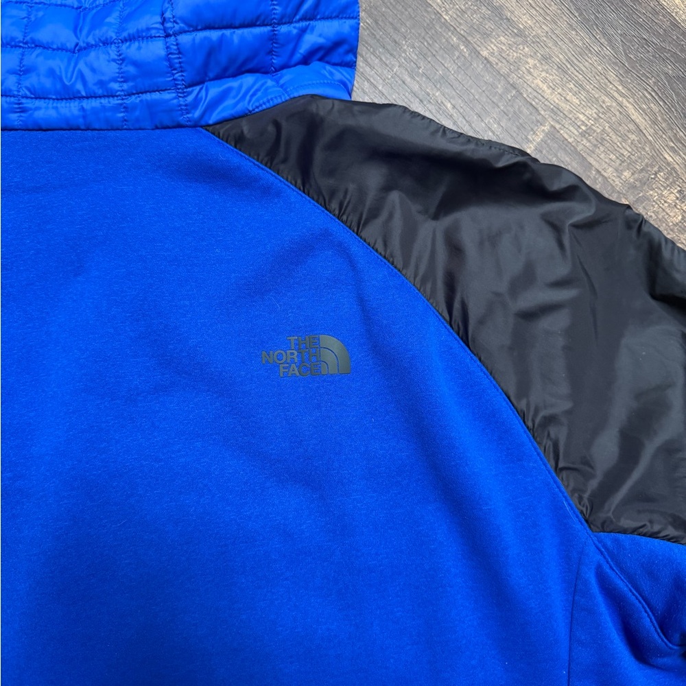 The North Face Thermoball Flash Hooded Jacket - Picture 8 of 9